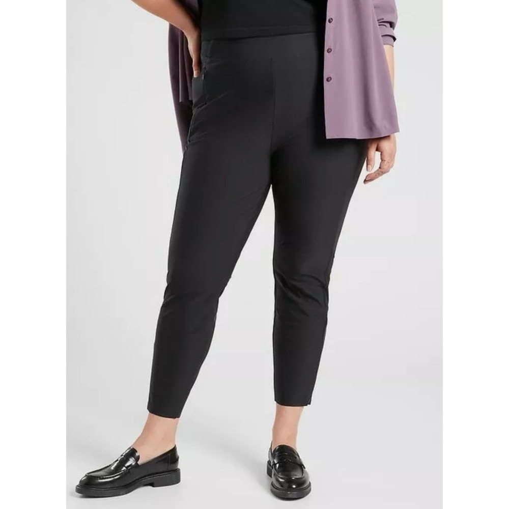 Athleta Black Stellar Tight Black Size 26‎ Plus Size Work Comfort Modest NWT $98